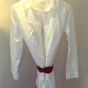 Whit collared shirt/dress
